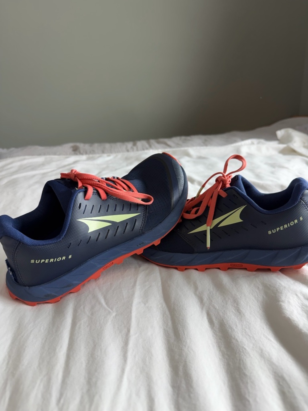 Altra Women’s Superior 5 Trail Shoes - Navy & Coral Size 7/EU 38